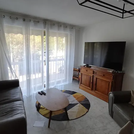 Confortable 2 Chambres